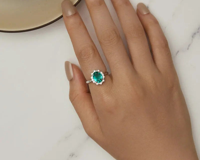 Luxury Light Green Ring