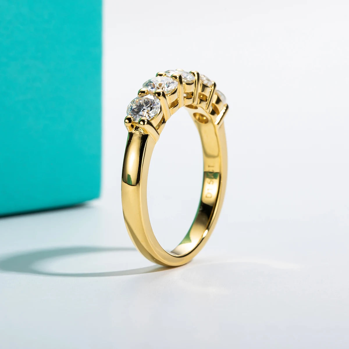 AnuJewel D-Luxe Moissanite Band