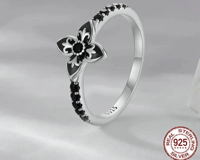 Nightfall Flower Ring