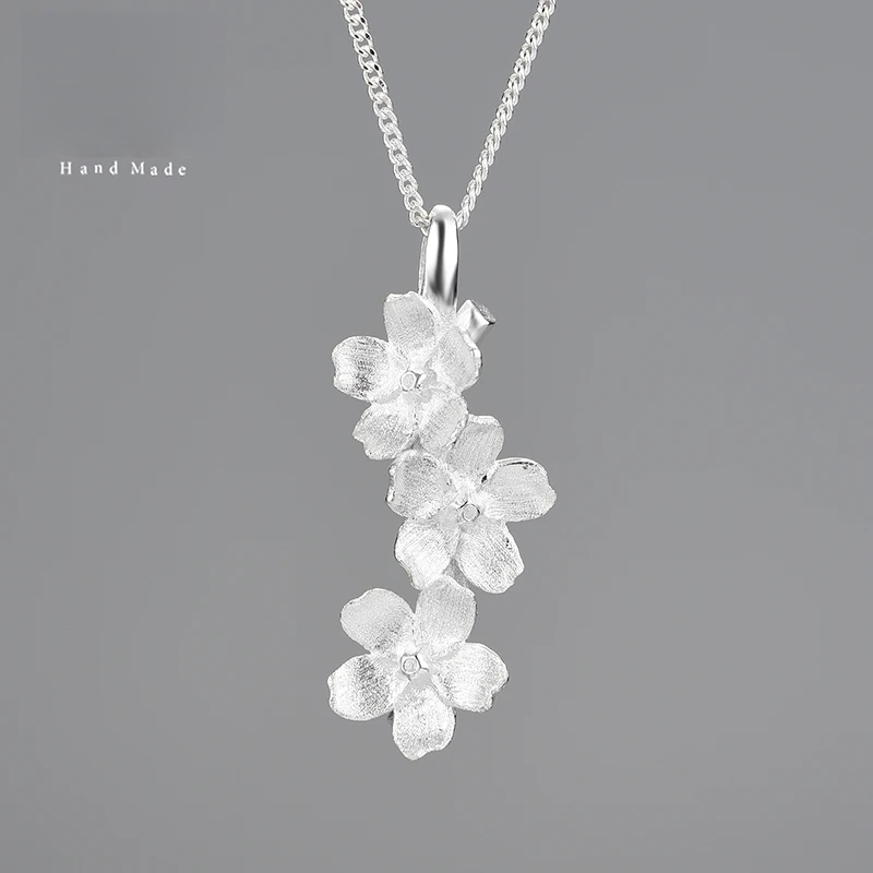 Flower Pendant Fashion Jewelry Chains and Necklace