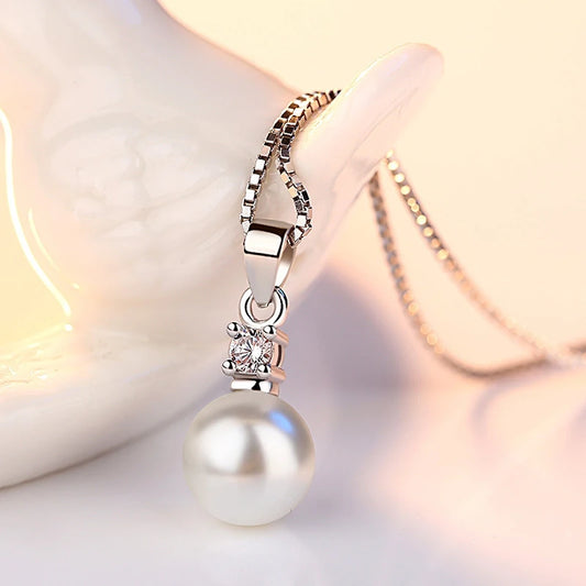 Luna Necklace