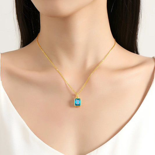 Regal Spark necklace