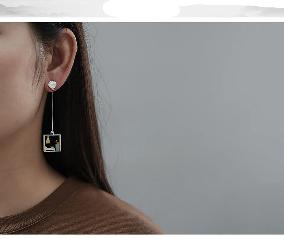 Lazy Cat Drop Earrings