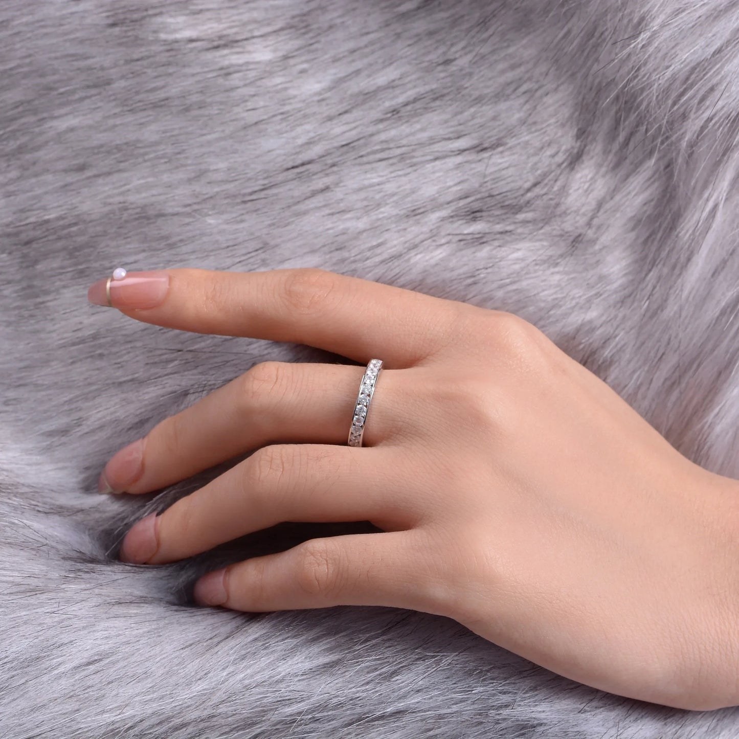 Sapphire High Carbon Diamond
