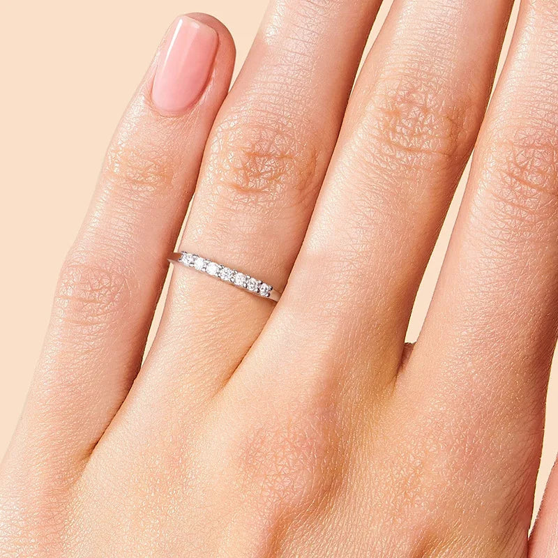 Excellent Cut Moissanite