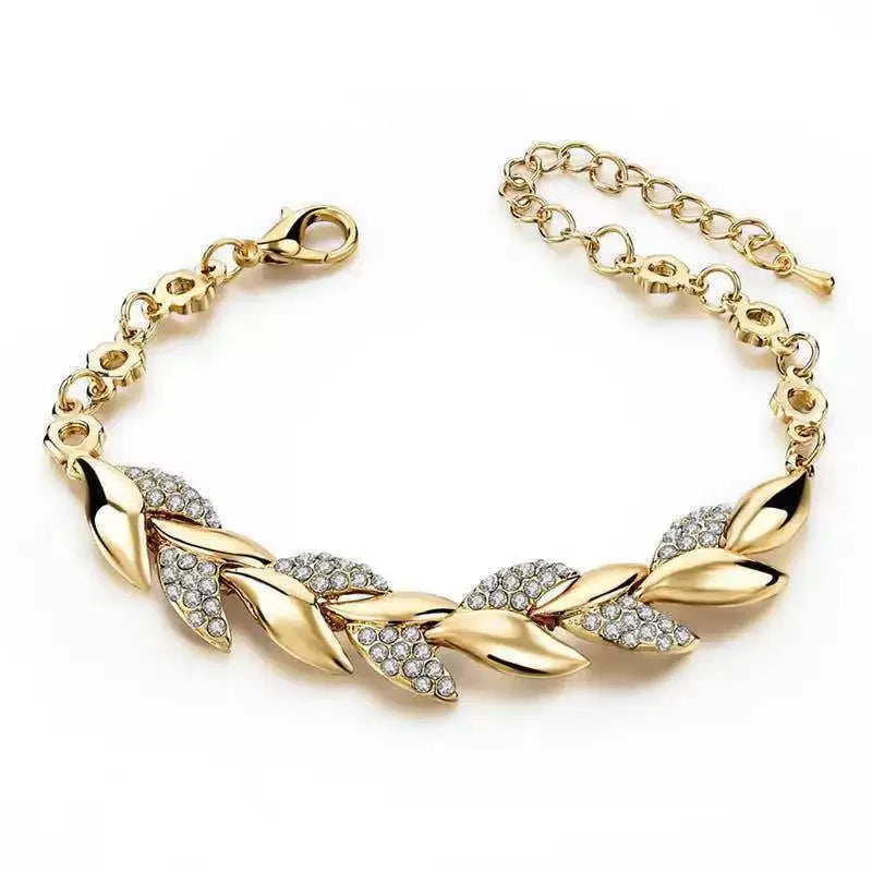Luxury Love Braided Leaf Bracelet Charm