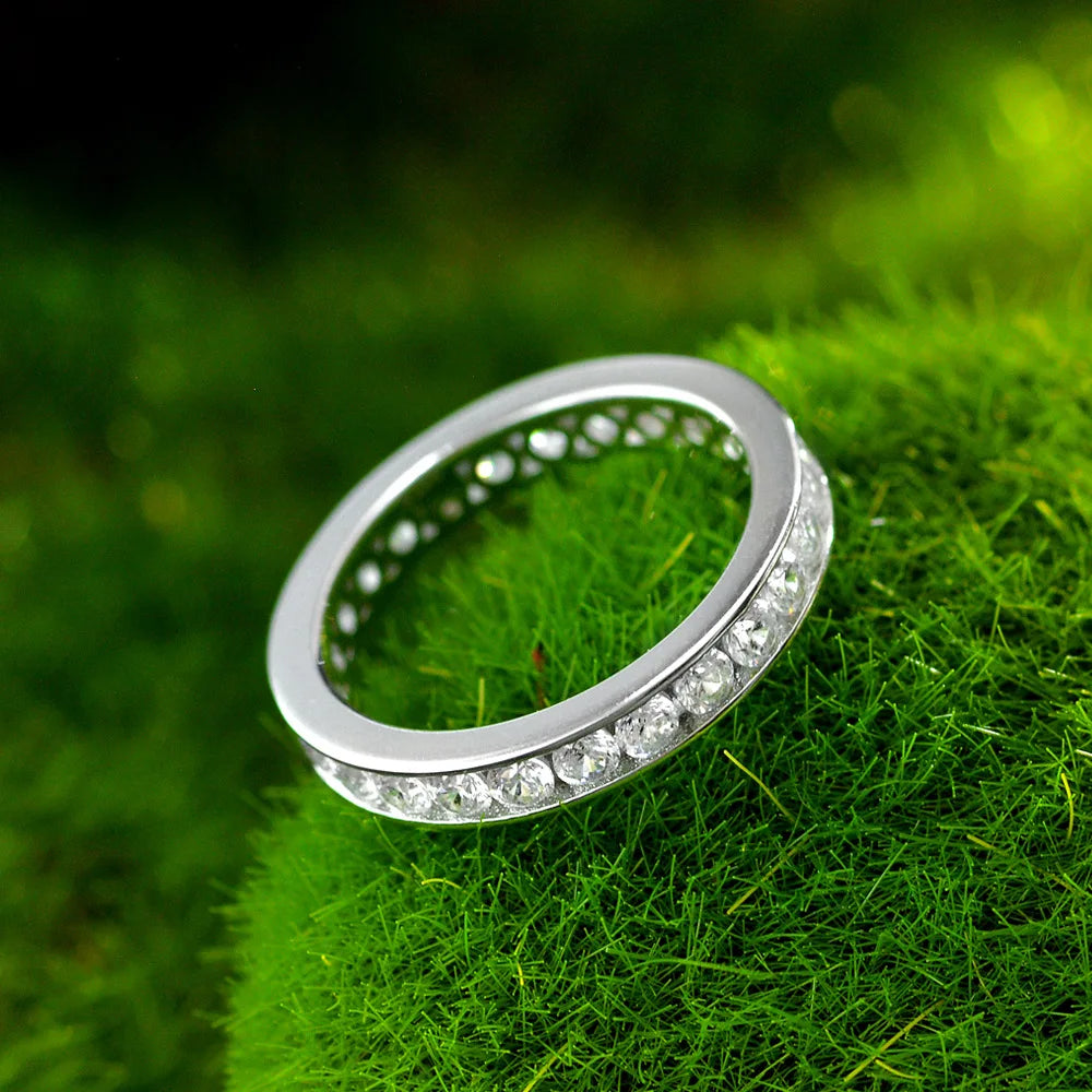 Sapphire High Carbon Diamond